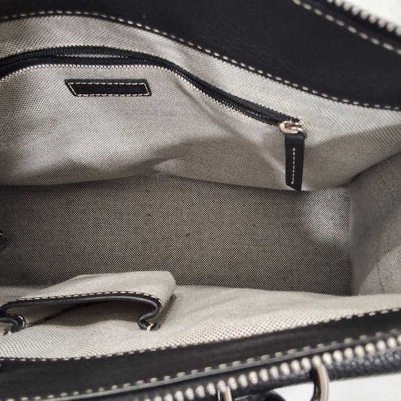 Dooney & Bourke~MSRP $425~Black Pebbled Leather~Double Pocket Tote~Large Purse - Picture 8 of 9